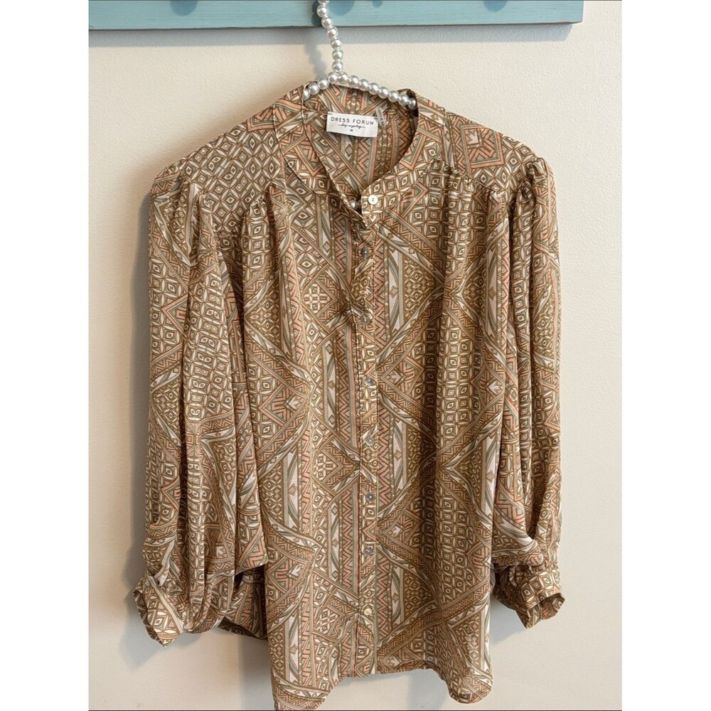 Dress Forum Beige and Brown Geometric Button-Front Shirt size medium